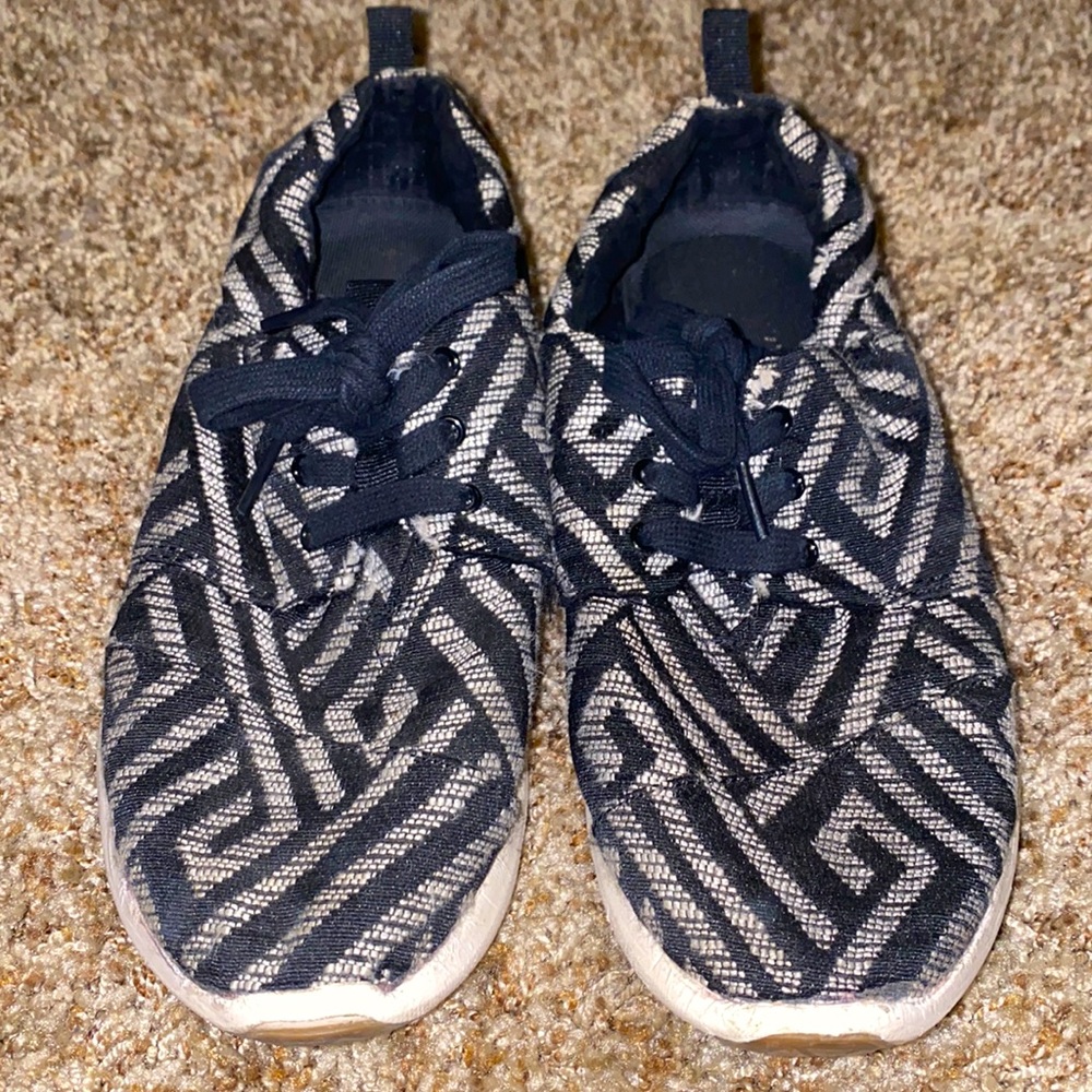Athletic Toms